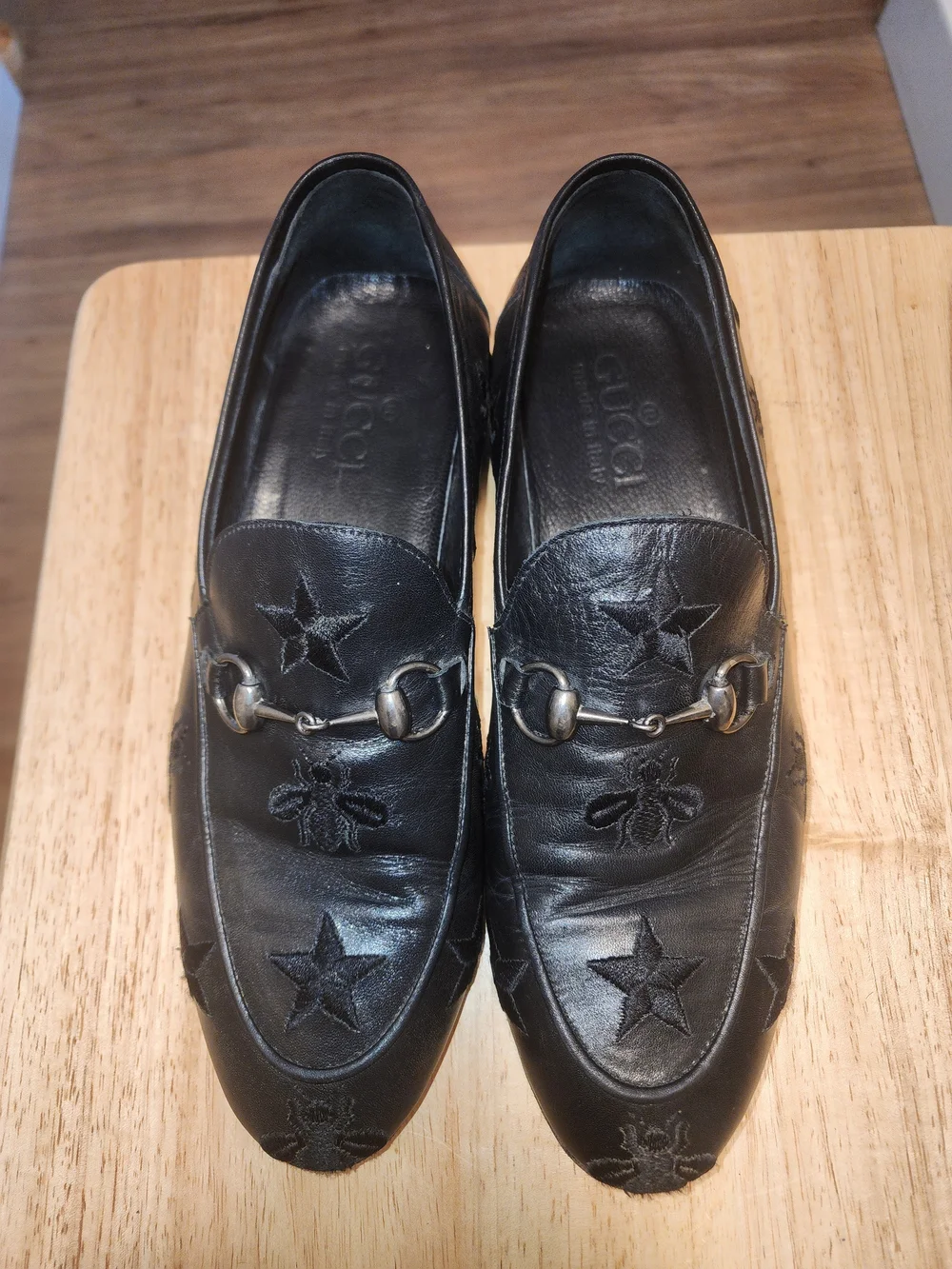 Gucci Men’s Black Leather Horsebit Loafers with Star Embroidery